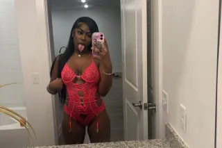 mocha🫦 photo 2