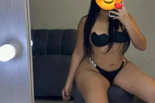 kandy 💋 latina caliente 🔥 con un cuerpaso 🍑🍒🔥 photo 1