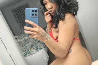 Busty Pink Pussy photo 9