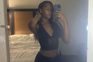 chocolate drop ready to see you right now OUTCALL ONLY