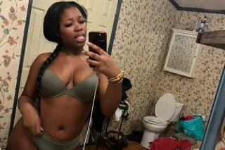 me and homegirl doing 3sums tdy $200 or you can get us seperate 😛😛🥰🥰🥰 photo 6