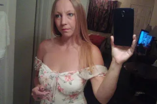 looking for a good vibe and a good time look no further photo 4