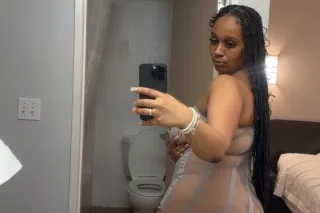 Imanii Dior _️Your Curvy Mixed Fantasy • SCRATCH ME OFF YOUR TDL ❤‍🔥 Exotic BUSTY Goddess ✨😌 • available alll night 💖 photo 4