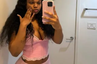 sumn so sexy 😏 photo 2