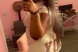 NEW CALI GURL IN TOWN👅💦🐐 Cum get milkedddd photo 6