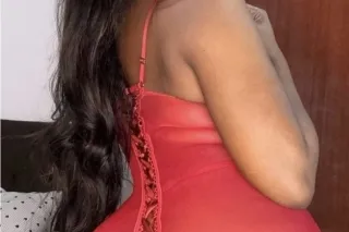 I'm an open-minded girl, I like to have fun. If you want to have a good time with me, you can write to me. I assure you that you won't regret it.