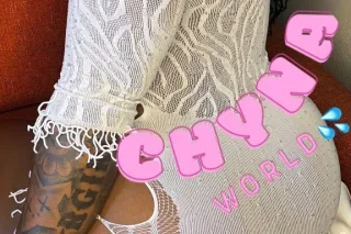 Sweet and Discreet💋🍫 photo 7