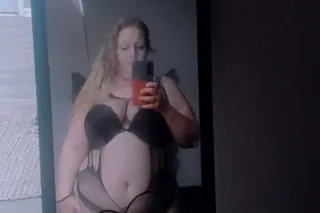 Daisy Dukes massage and play photo 12