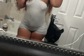 Exotic Big booty UPSCALE MEN ONLY photo 3