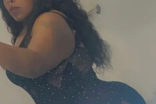 FIJI NEW IN TOWN 💦🍑 ALL HOLES OPEN 💦LET ME PLEASE YOU DADDY THE BEST IN TOWN 💦🥳🍑 photo 2