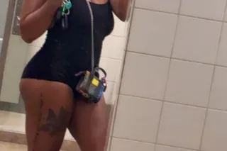 Pretty petite creamy treat🥰💦 photo 4