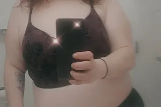 COME MAKE ALL YOUR BBW FANTASIES A REALITY!. Fukk the rest come fukk wit the best. photo 2