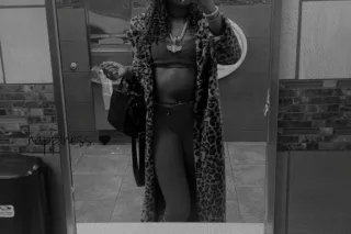 chocolate goddess, at your service