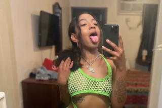 Hawaiian Bratt 🤪🏝💋INCALL/OUTCALL/CARDATES IN SAN DIEGO❗THE WHOLE PACKAGE😌📦:SLOPPY TOP👅,ICE CREAM MACHINE😋🍦AND WATERPARK🛝💦. LETS PLAY, MAKE A SPLASH