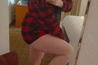 Flirty 🤤 Fun & Thicc.🍑 Ready to fulfill your every need. jus text! no bb.💖💋 photo 5