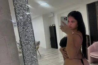 Hello, I’m looking for new friends 🥰🥰😘 photo 2