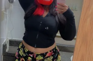 Thick mami doing Facetime fun only 😍 photo 4