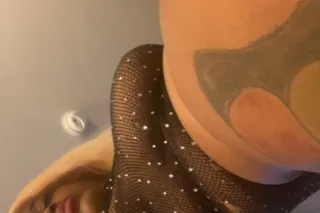 Diamond 💎 facetime shows only photo 1