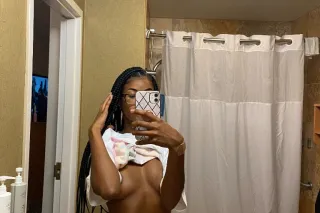 best throat in the city 👅 photo 4