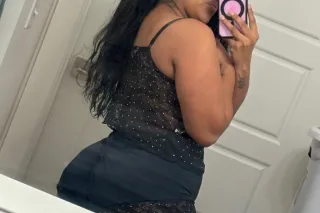 Una Morenita Bella photo 1
