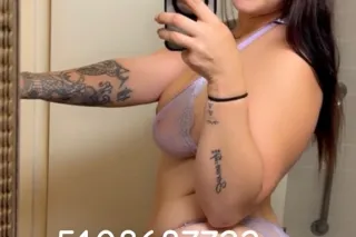 5'6 180lb slim THICK white 😘 cum relax with me TONIGHT IN OAKLAND