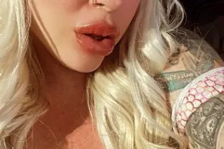 NEW BLONDE💦 Hot and spicy 💦 (Ready to fuck) 💦👉 Day and night availability 💦Curvy ass and clean pussy 💋❤️ 💋 Hotel fun 👅 24/7 Available photo 3