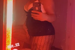 missthickness4u photo 2