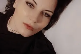 sweet, sexy, down to earth photo 1