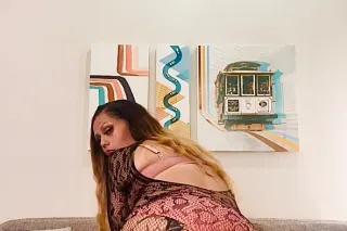 🤪🥴 Ms.SQUIRT N CREAM🤩MARI with the pretty FAT KITTY😘