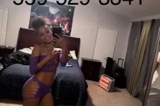 Small petite Freak😩💦 photo 1