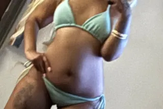 NEW TO TOWN 😩😍❗WET & TIGHT ready for you daddy 2 girls available can we suck you 😩🥹 photo 1