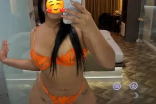 sexy latina disponible 24/7