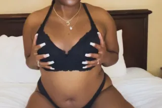 ✨NEW TOO AREA Bakersfield -InCall/OutCall ✨ TOP NOTCH🏆 PETITE NAUGHTY/EBONY✨ Sensual Massage🙌🏾&Full Service💦👅🍆 photo 3