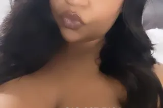 The caramel dream 💕 Effortless confidence😍 magnetic presence 💎Super wet pussy 🙈🎀 photo 2