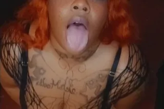 Tight 🐈😻 Caribbean 🌴 BIG BOOTY thick thighs 💦 photo 1