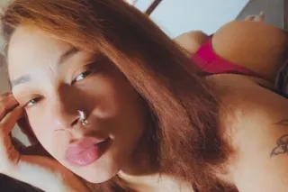 THICK LIGHT SKIN FIRE SHIT photo 1
