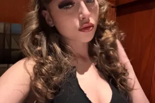 PETITE RUSSIAN PAWG 👸🏼 | LITTLE WAIST 🤏 • BIG BOOTY 👅 | 100+ AMAZING REVIEWS ON TNA! 💋 photo 5