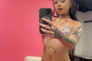 💋😍SLIM THICK PETITE LATINA😍💋 👅CUM HAVE SUM FUN 4’11 ND 100 lbs👅