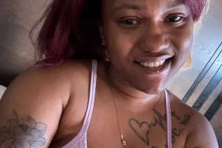Come See Me Im Hot n Ready photo 5