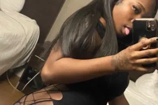 Wet and horny with the BEST HEAD youll ever recieve💦😻 photo 2