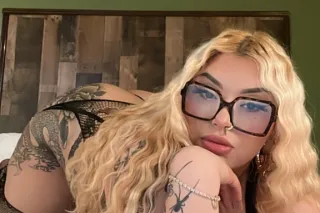 Come see me 💕 photo 3