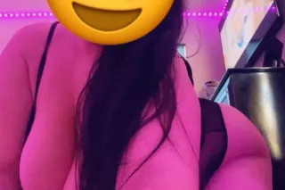 Thick latina back in town visiting 😍 (OUTCALL & CARPLAY photo 2