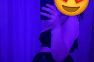 Thick latina back in town visiting 😍 (OUTCALL & CARPLAY photo 1