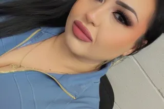 thick tall latina photo 4