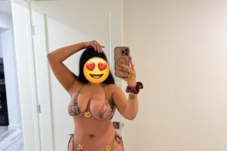 Hi, I'm a real, natural girl with a big butt. Come and have a great time with me. I'm very pretty and friendly. 🫂💕😘😍🤤🤤🤤