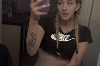 Hello love avaliable 24/7 Hrs😍and big ass ready for you Incall outcall and carhub 👅