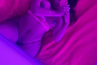 Can I be your favorite too⁉ JUICY BOOTY👅💦bubbly PlayMaTe Young🍭🎀 photo 2