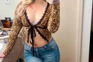 BACK IN TOWN💕💕 photo 3