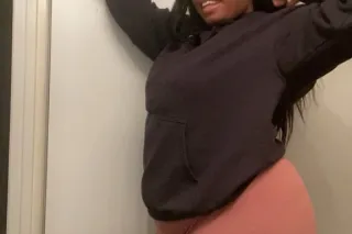 NAEJAH 🍑 — THE GIRL WITH THE BIG FAT ASS photo 6