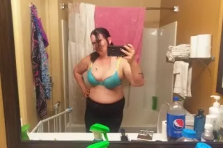 BBW ... look 4 fun from respectful older men....😘😜💋 photo 3